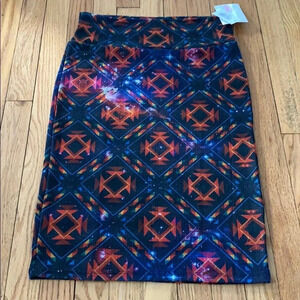 ❤️ FINAL PRICE ❤️ NWT! Women’s Lularoe Cassie skirt Medium